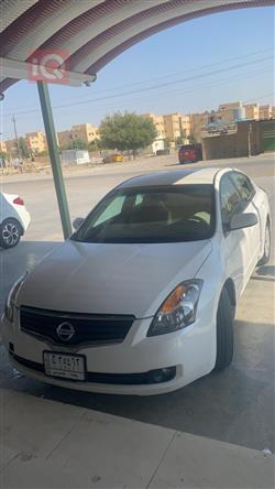 نيسان ألتيما